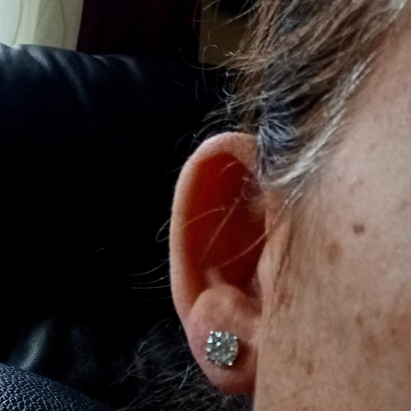 Diamond Stud Earrings in 14K White Gold - Picture 5 of 5